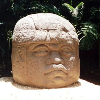  The Olmec Prophecy! Một câu chuyện dân gian Mexico về sự trỗi dậy của một người anh hùng và sức mạnh tiềm ẩn của tự nhiên.